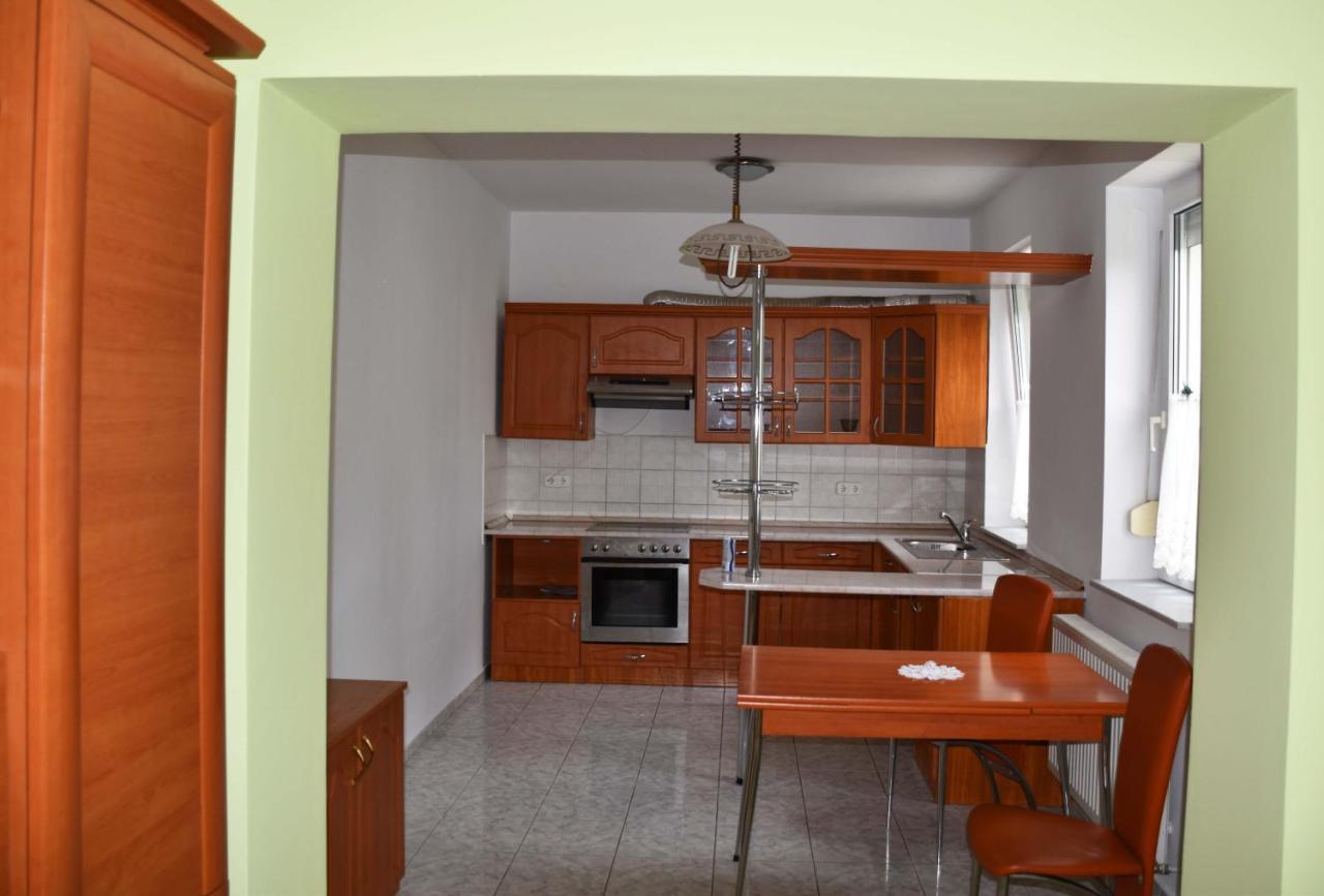 Pilikan Apartments 伦蒂 外观 照片